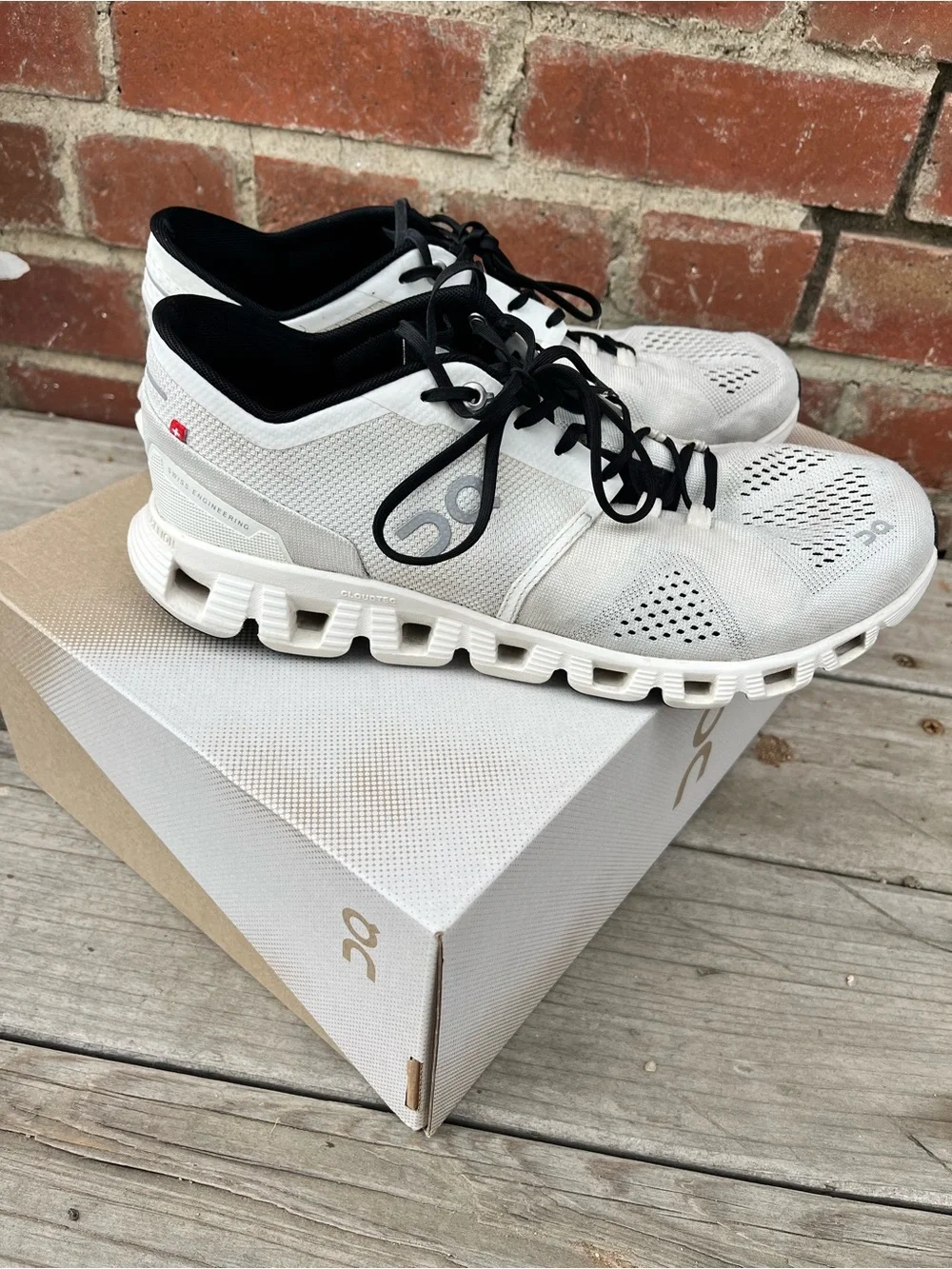 On Cloud X Running Men's White and Black Athletic Running Shoes